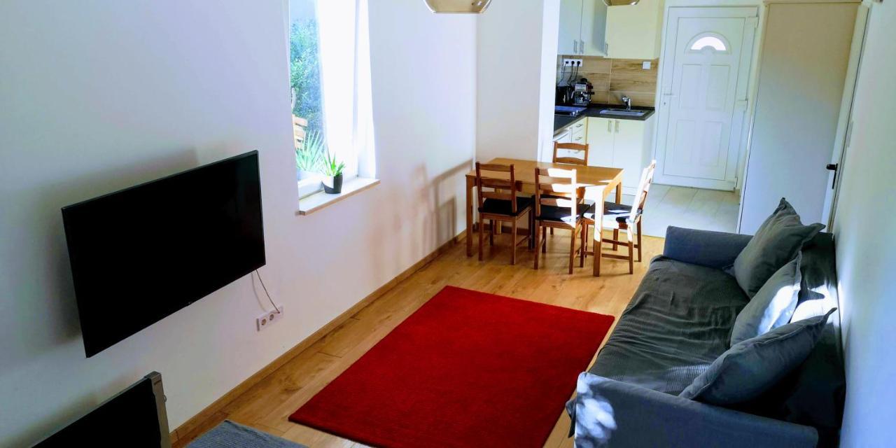 Arvalanyhaj Home Apartman Херцегхалом Екстериор снимка